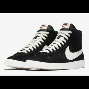 Nike Blazer Mid '77 Vintage. GREAT CONDITION.